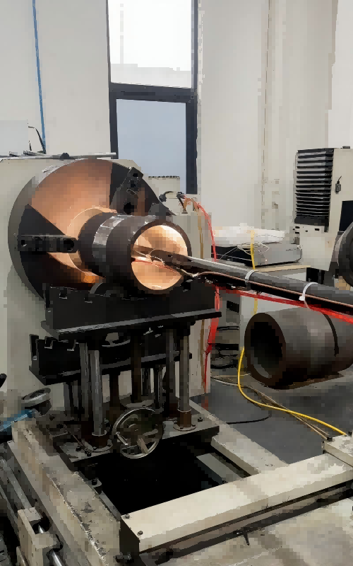 Inner surface laser cladding equipment
