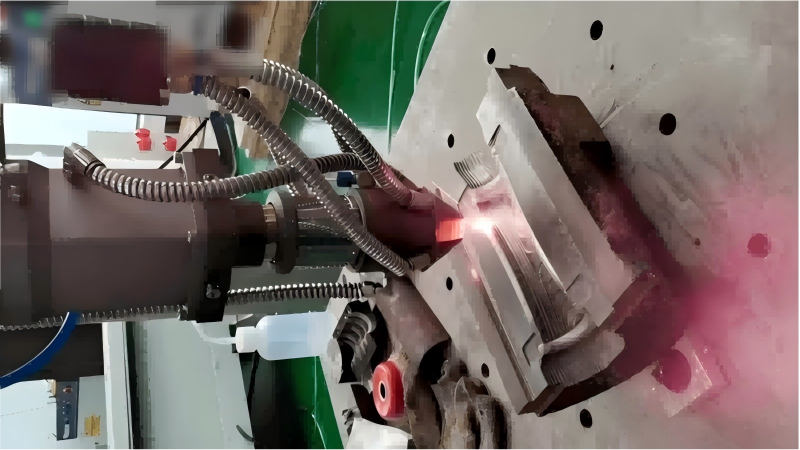  Laser Cladding for Glass Molds: Repair, Wear Protection & Remanufacturing